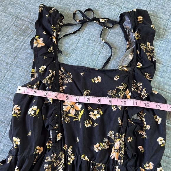 Square Neck Floral Tie Back Mini Dress in Floral Black - Picture 8 of 10